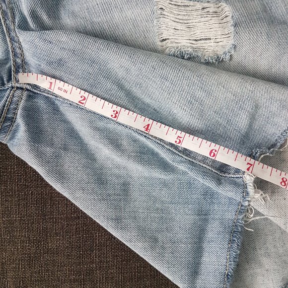 PAIGE | Grant Shorts in Naomi Destructed Wash - Picture 11 of 12